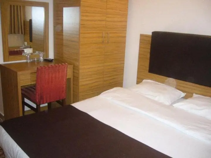 Стамбул: Lyon Hotel