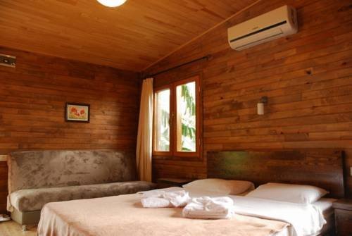 Чиралы: Oleander Pension