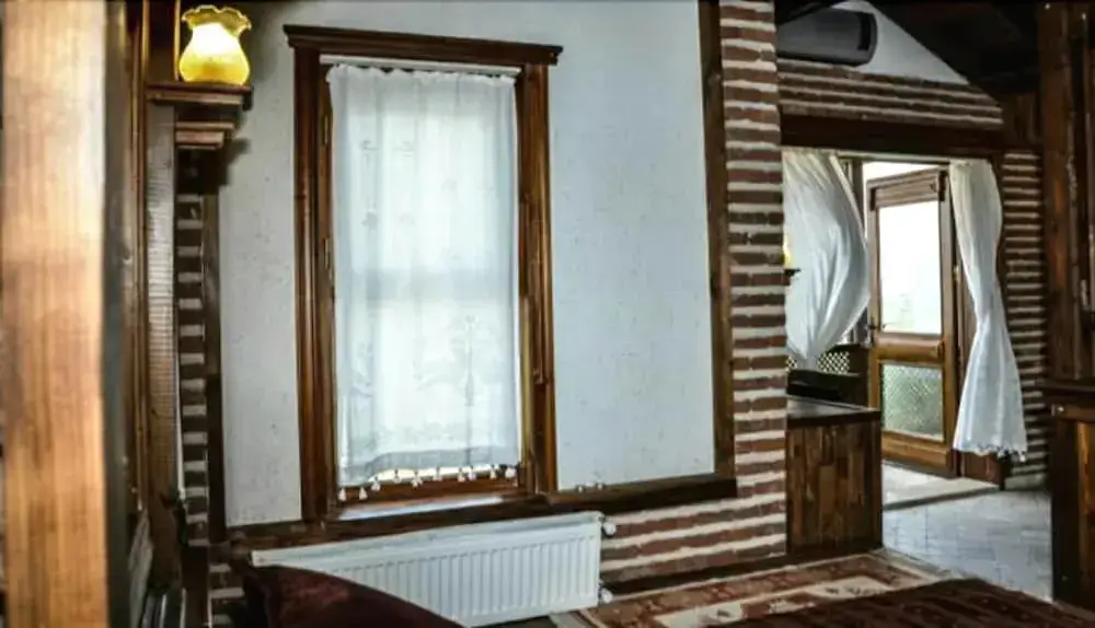 Эдремит: Daidalos Hotel