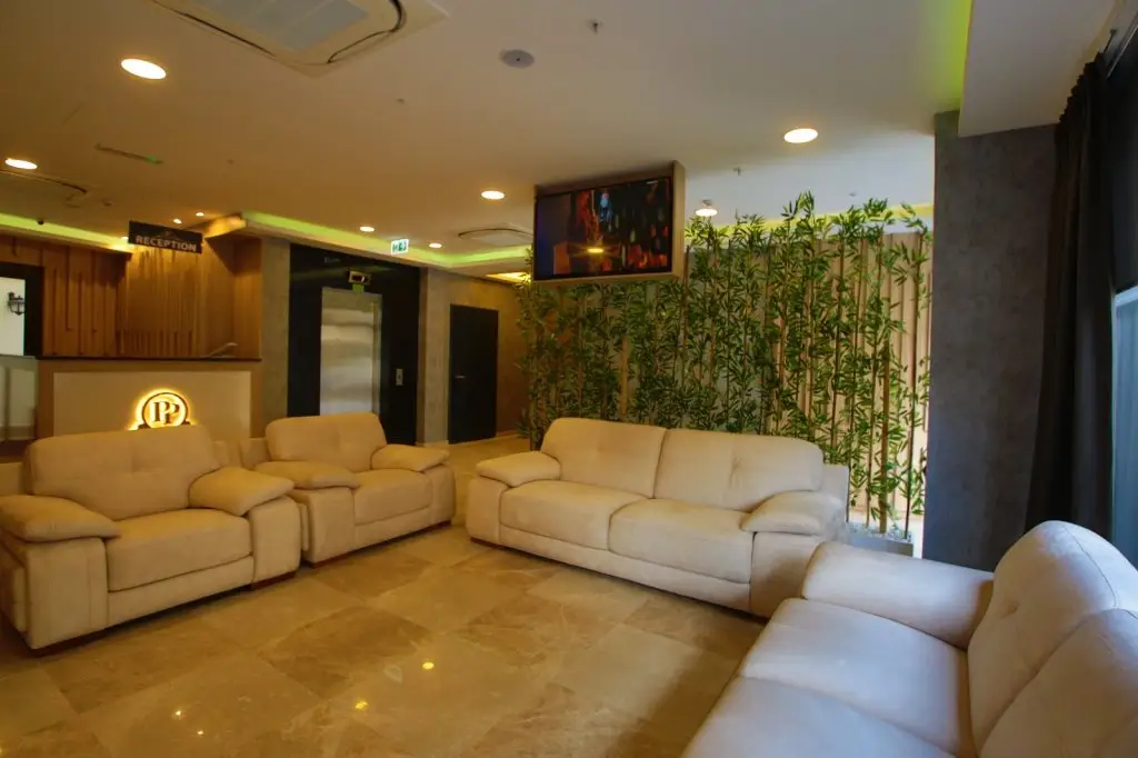 Измир: Отель Paris Prestige Izmir