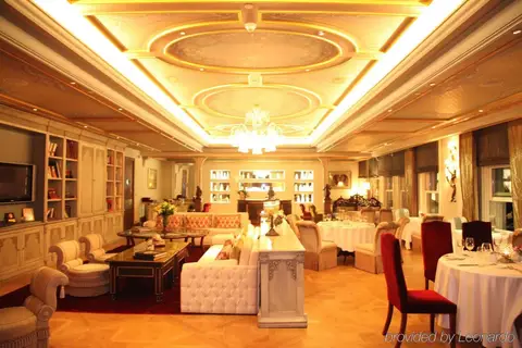 Hotel Les Ottomans - Boutique Class — фото 1
