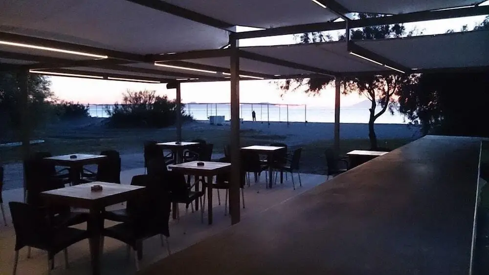 Гузеляли: Hotel Kum