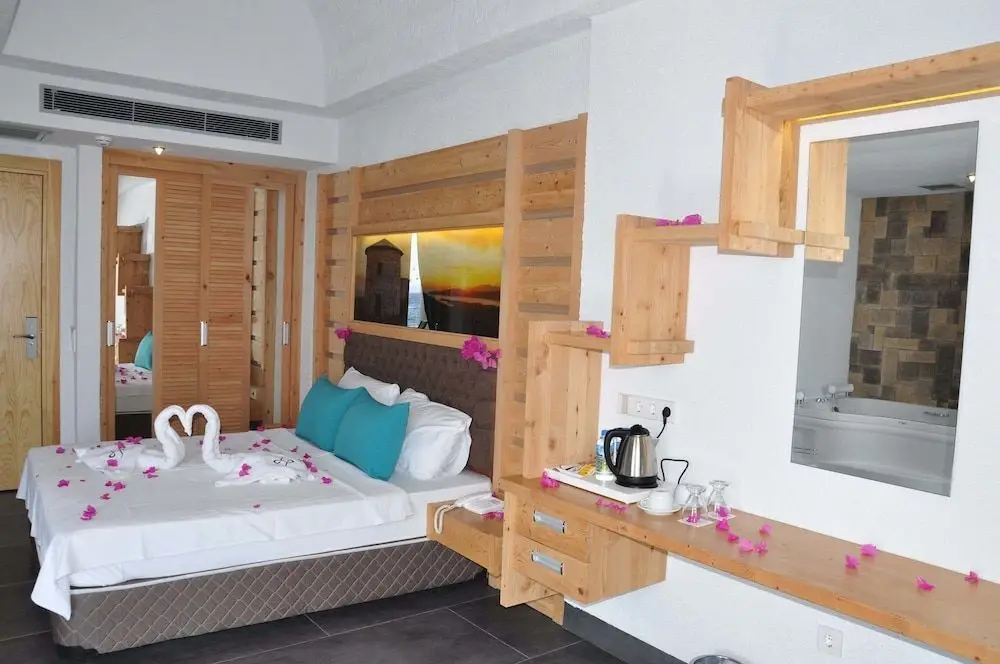 Бодрум: Herodot Beach Otel Bodrum