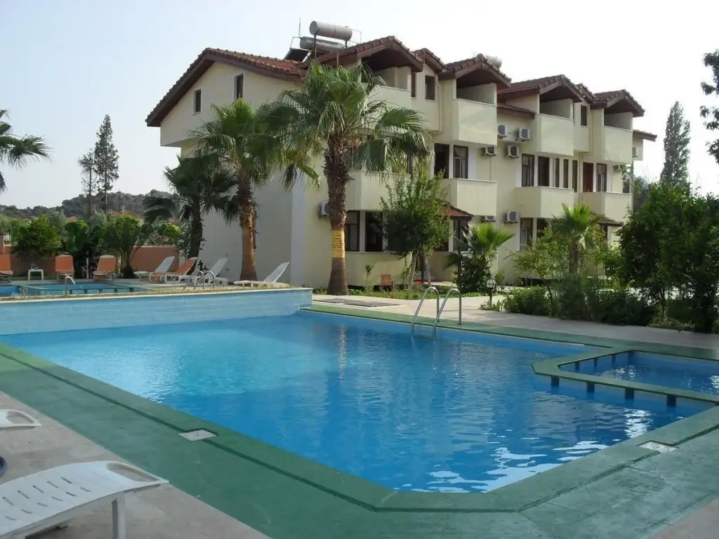 Villa Ozalp Apartments — фото 1