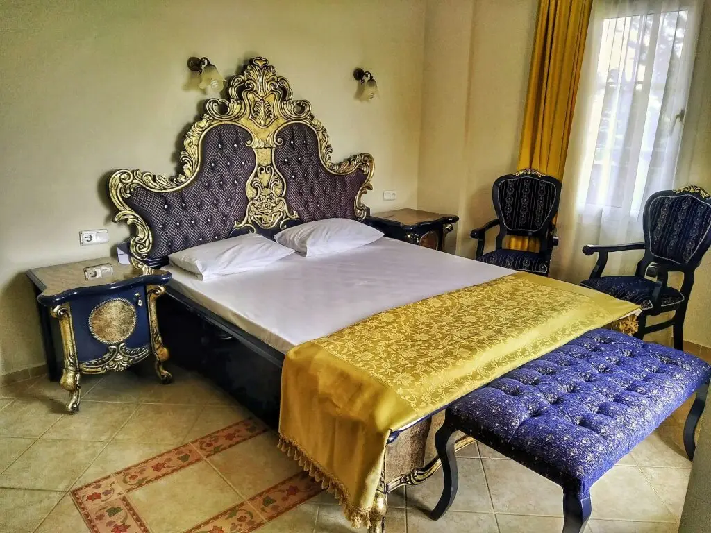 Айвалык: Uzun Apart Otel