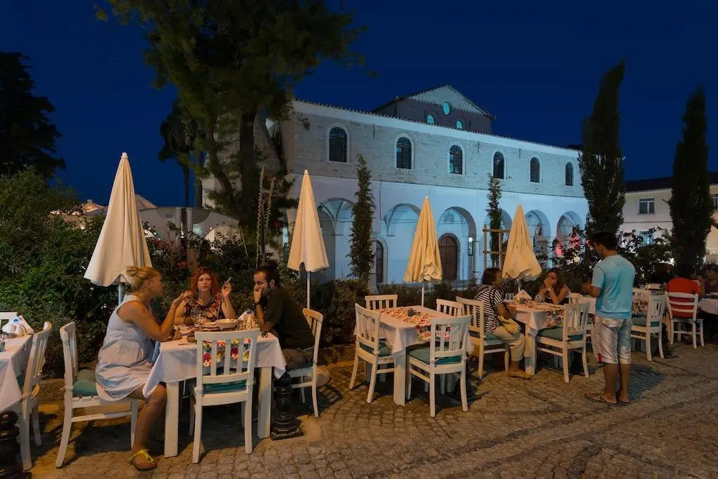 Alacati Zeynep Hotel — фото 1