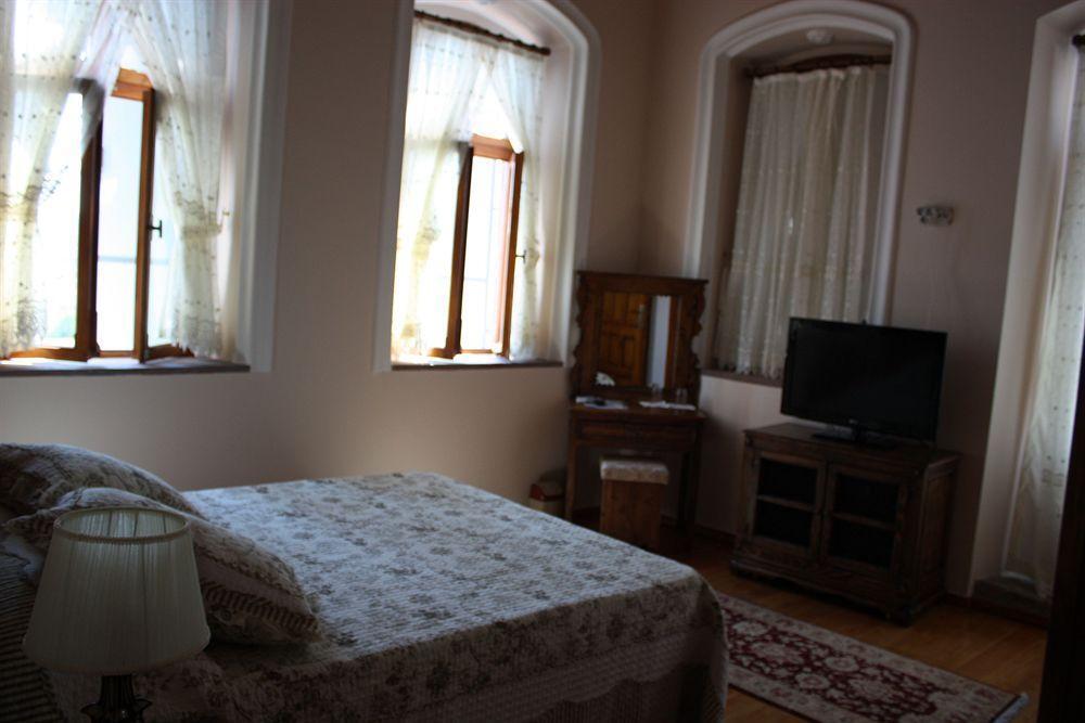 Дикили: Hera Hotel