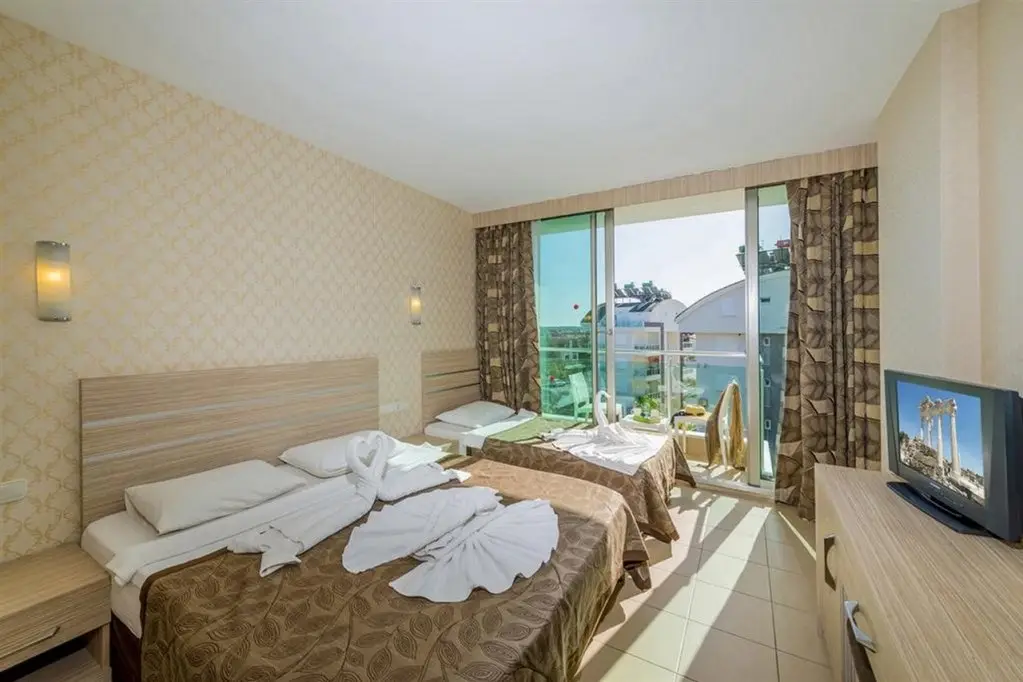 Манавгат: Lowe Hotel