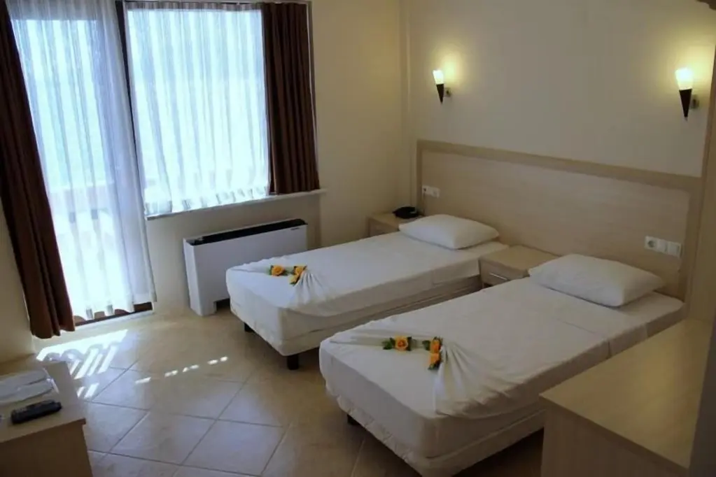 Кёйджегиз: Kaunos Hotel