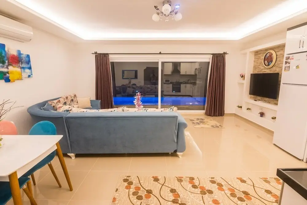 Исламлар: Villa Safir