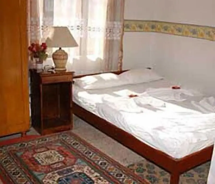 Фетхие: Duygu Pension