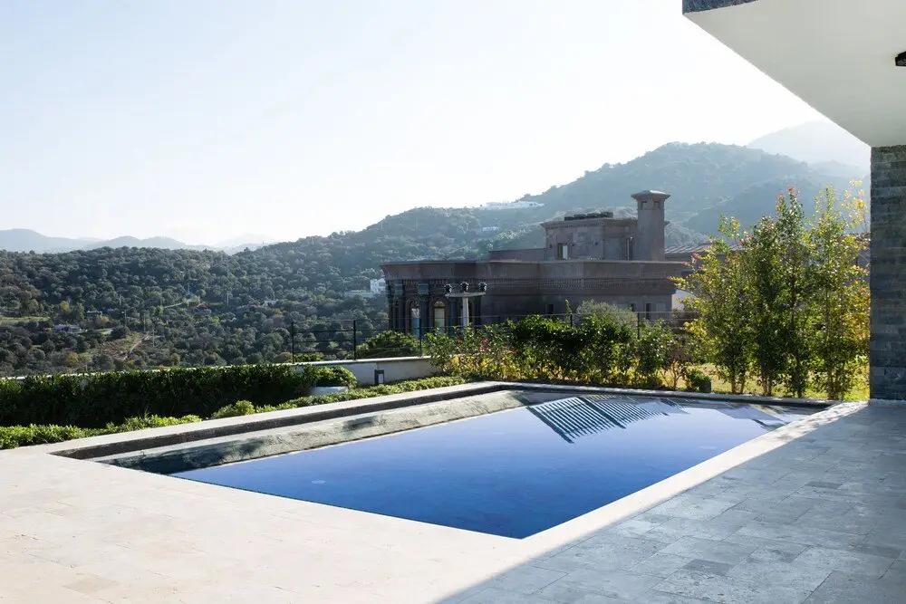 Яликавак: Important Group Villa Prestige