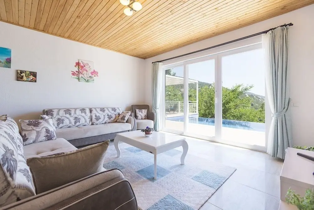 Исламлар: Villa Pinar