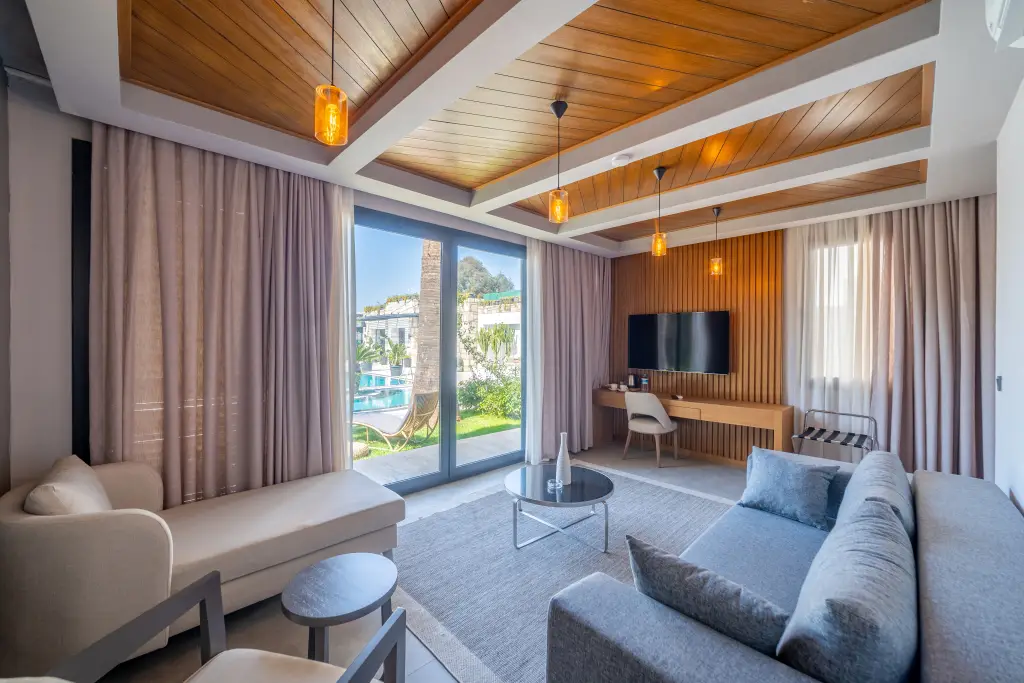 Торба: Moyo Beach Hotel