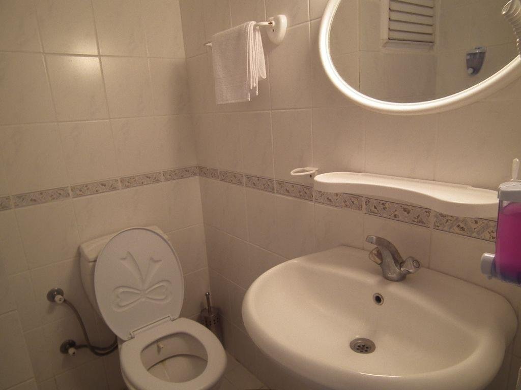 Эдремит: Sir Motel
