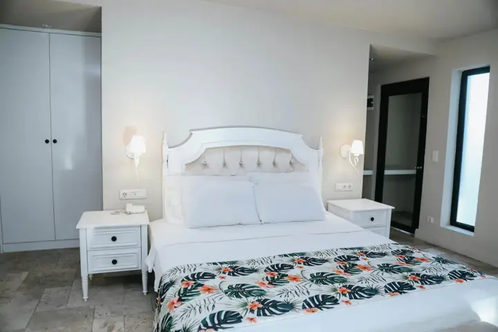 Чешме: Ceshme Plus Hotel