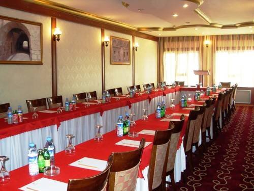 Мидьят: Grand Estel Hotel