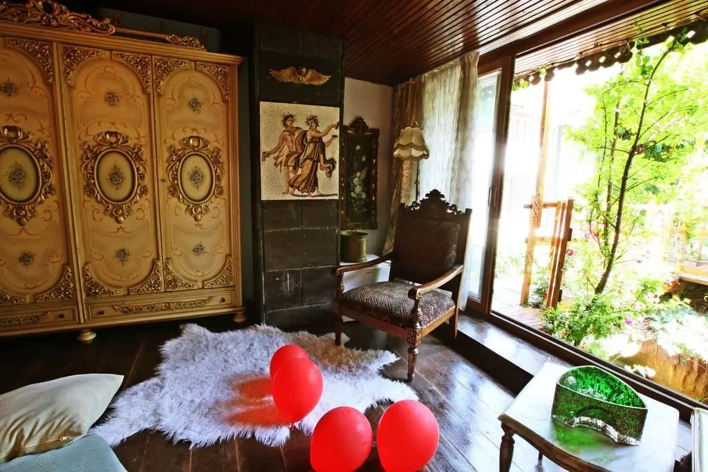 Антакия: Antique Celtik House