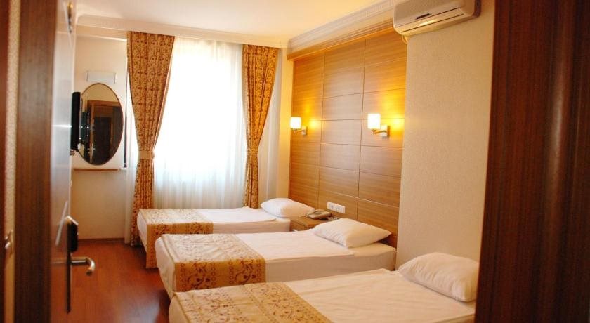 Стамбул: The Port Hotel