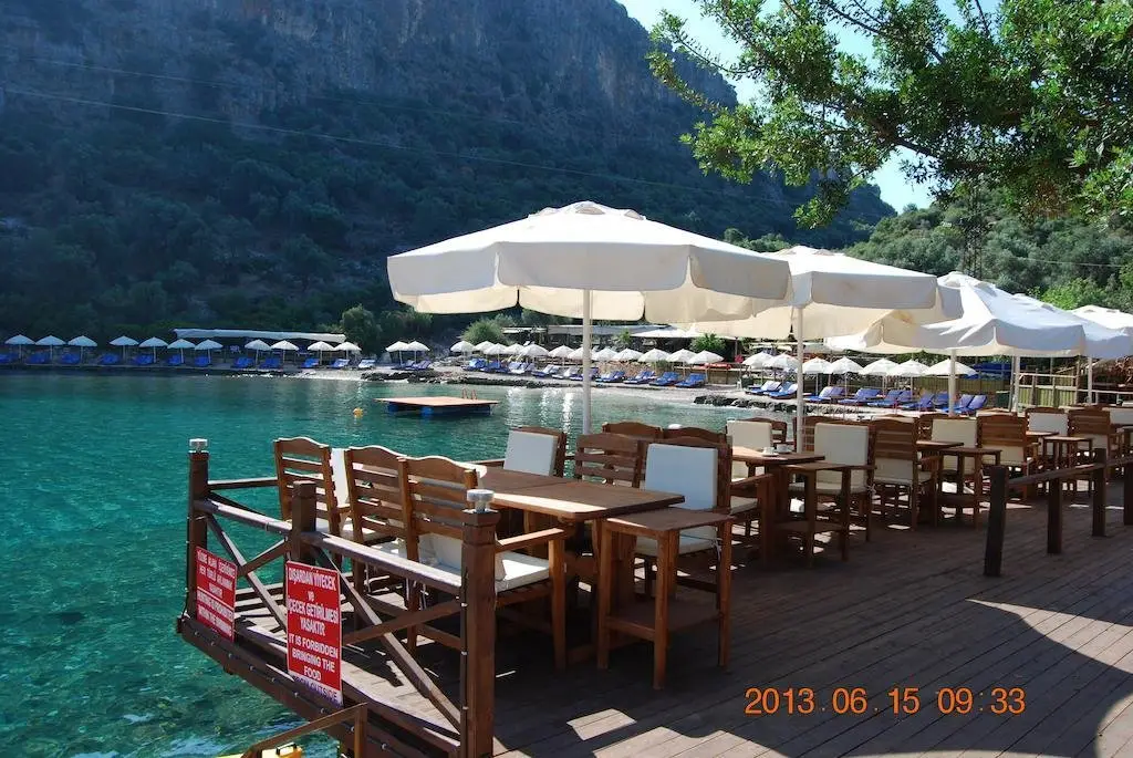 Каш: Nuri's Beach Bungalow