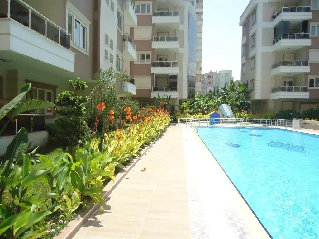 Анталья: Roza Apartments
