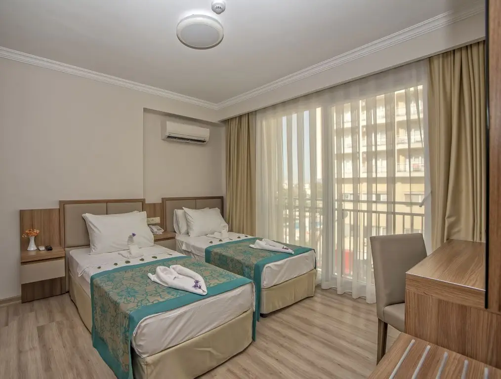 Анталья: Hotel Mandalin
