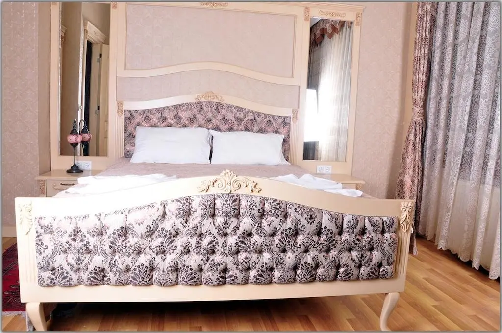 Стамбул: Optimist Hotel