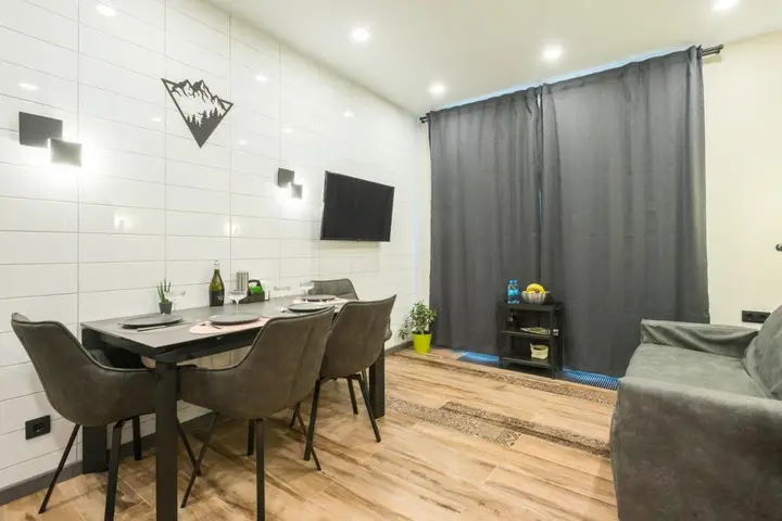 Сярьги: Уютные апартаменты FILIN HAUSE в Охта Парке