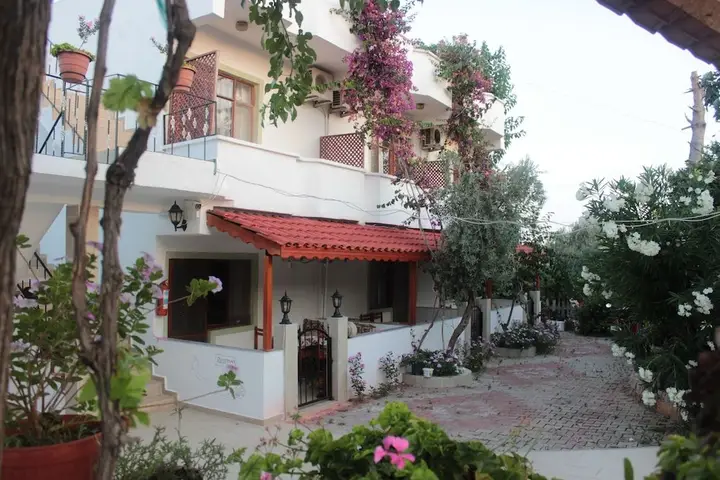 Патара: Zeybek 2 Pension & Apart