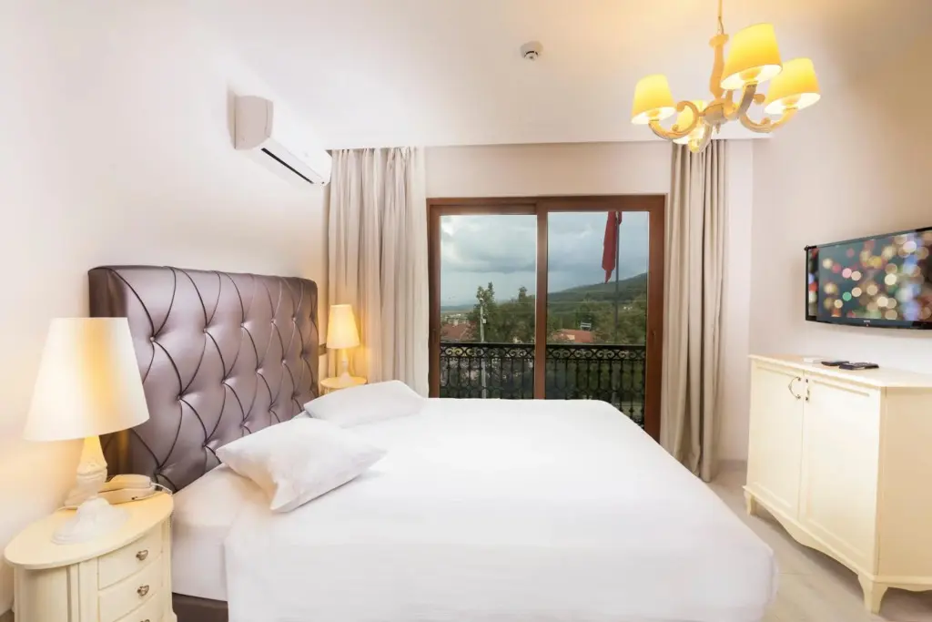 Янык: Motali Life Hotel