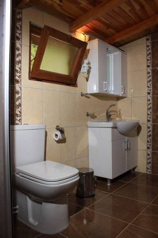 Чиралы: Cirali Zambak Villa