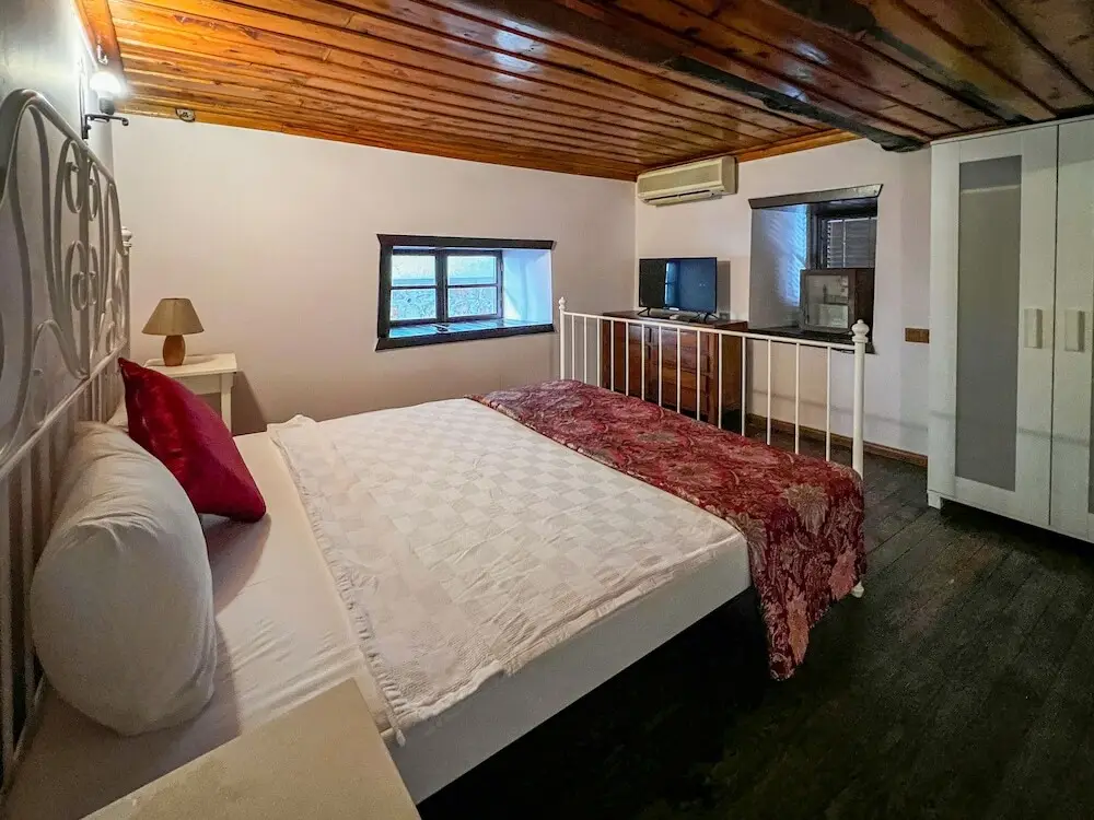 Анталья: Old House Pub Hotels