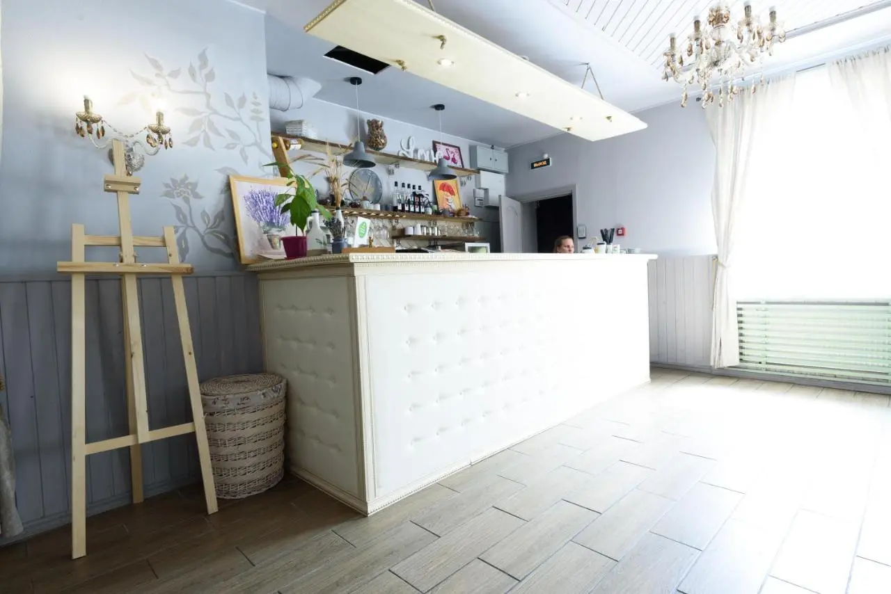 Лисий нос: Fox Inn