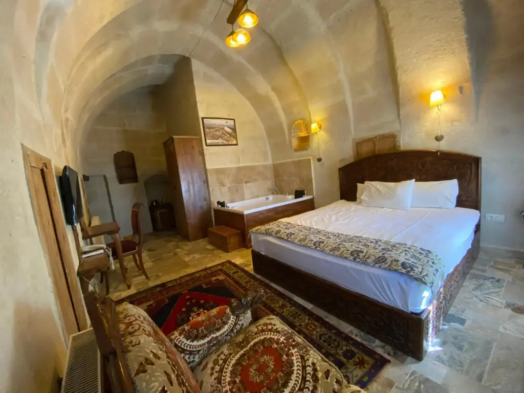 Аванос: Avanos Suites