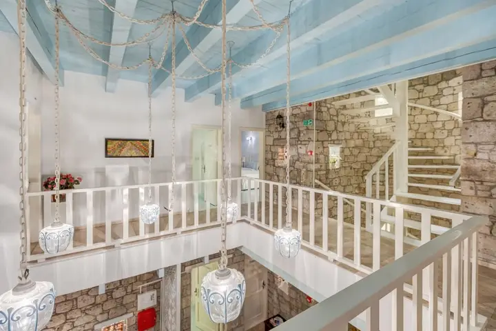 Чешме: Beyaz Han Hotel