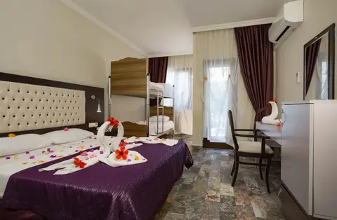 Club Akman Beach Hotel — фото 1