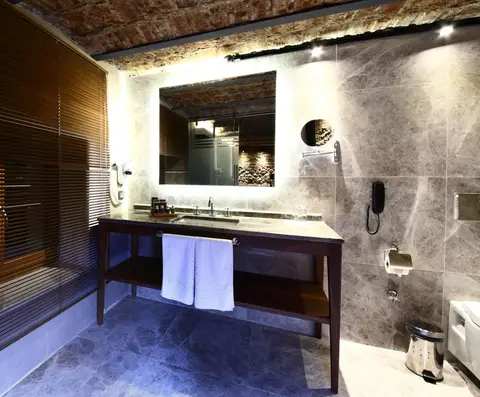 Montania Special Class Hotel — фото 1