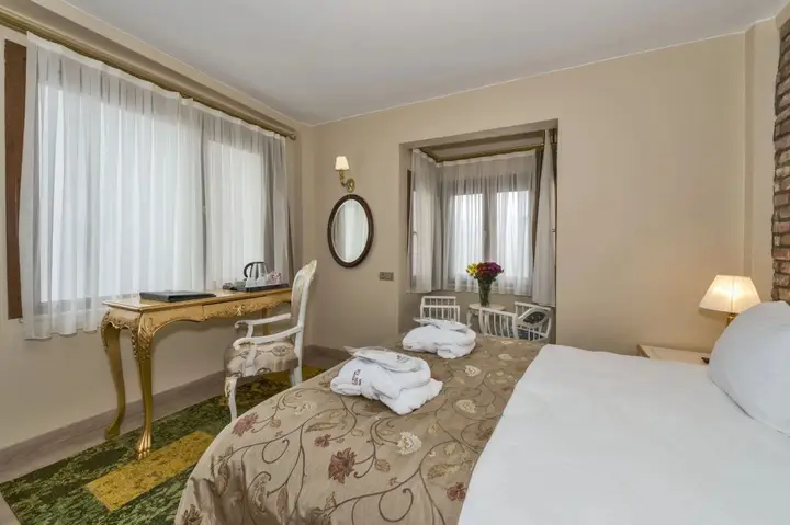 Стамбул: By Murat Royal Hotels