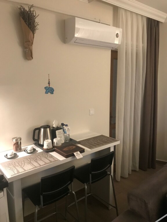 Чешмели: 12 Rooms Boutique Hotel