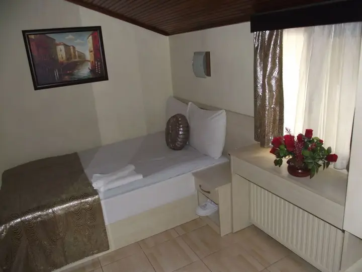 Измир: Olimpiyat Otel Izmir