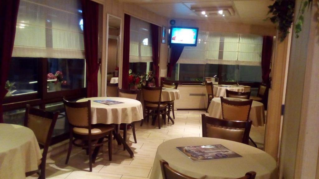 Измир: Olimpiyat Otel Izmir