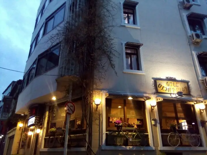 Измир: Olimpiyat Otel Izmir