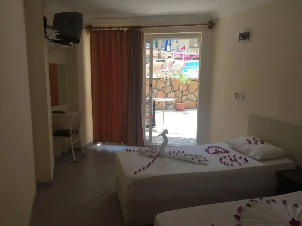 Аланья: Semiz Apart Hotel