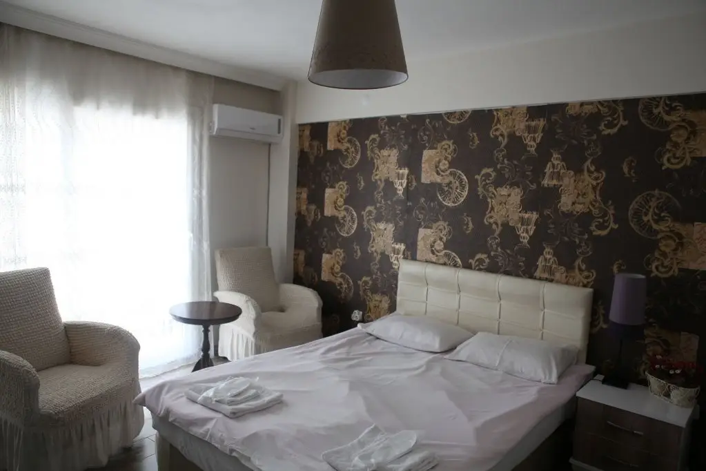 Измир: Rooster Hostel