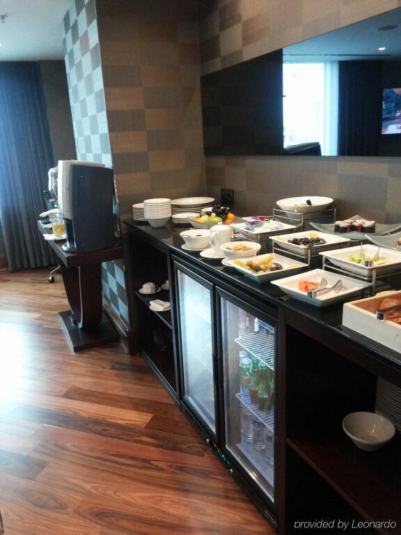 Стамбул: Crowne Plaza Istanbul - Oryapark by IHG