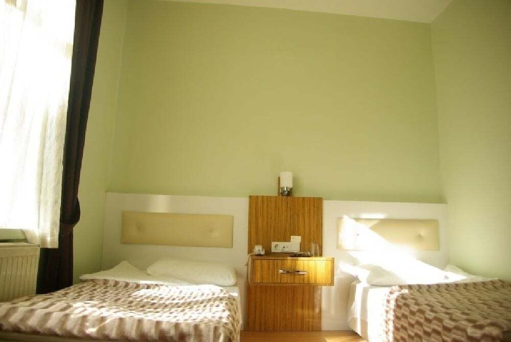 Испарта: Otel Akkoc