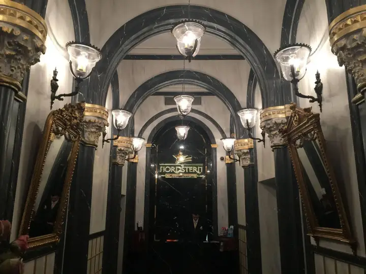 carousel image 1