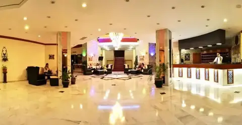 Alanya First Class Hotel — фото 1
