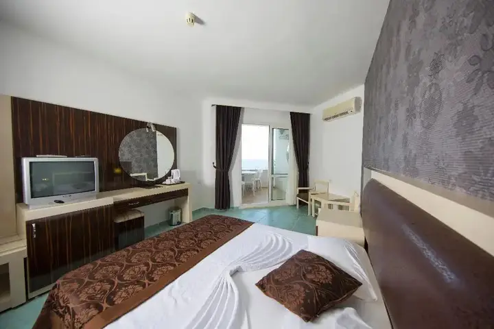 Аланья: Alanya First Class Hotel