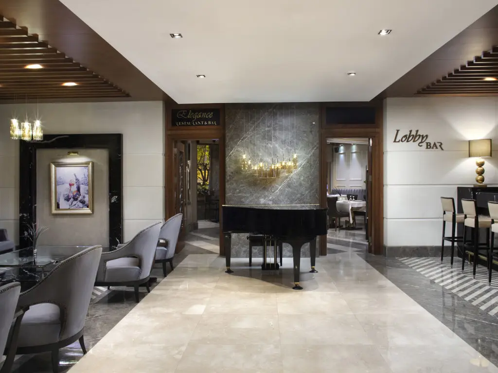 Стамбул: Отель Mercure Istanbul Bomonti